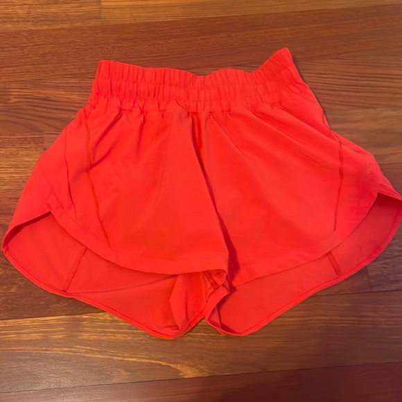 lululemon athletica Pants - lululemon track that short 3 inch